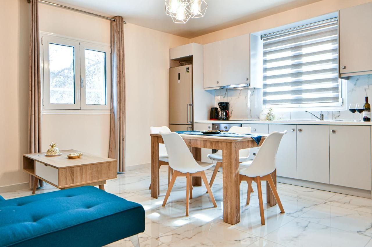 Koukounari Luxury Apartments Vathí Extérieur photo