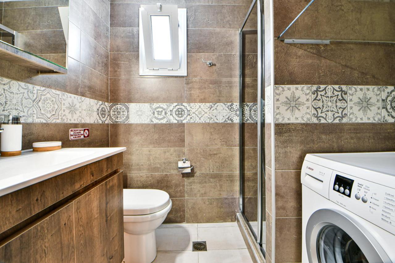 Koukounari Luxury Apartments Vathí Extérieur photo