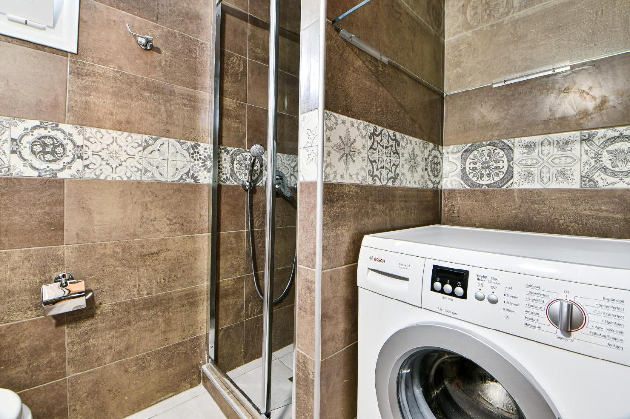 Koukounari Luxury Apartments Vathí Extérieur photo