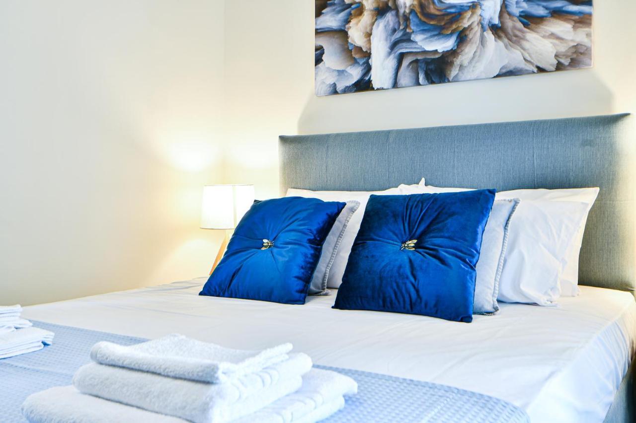 Koukounari Luxury Apartments Vathí Extérieur photo